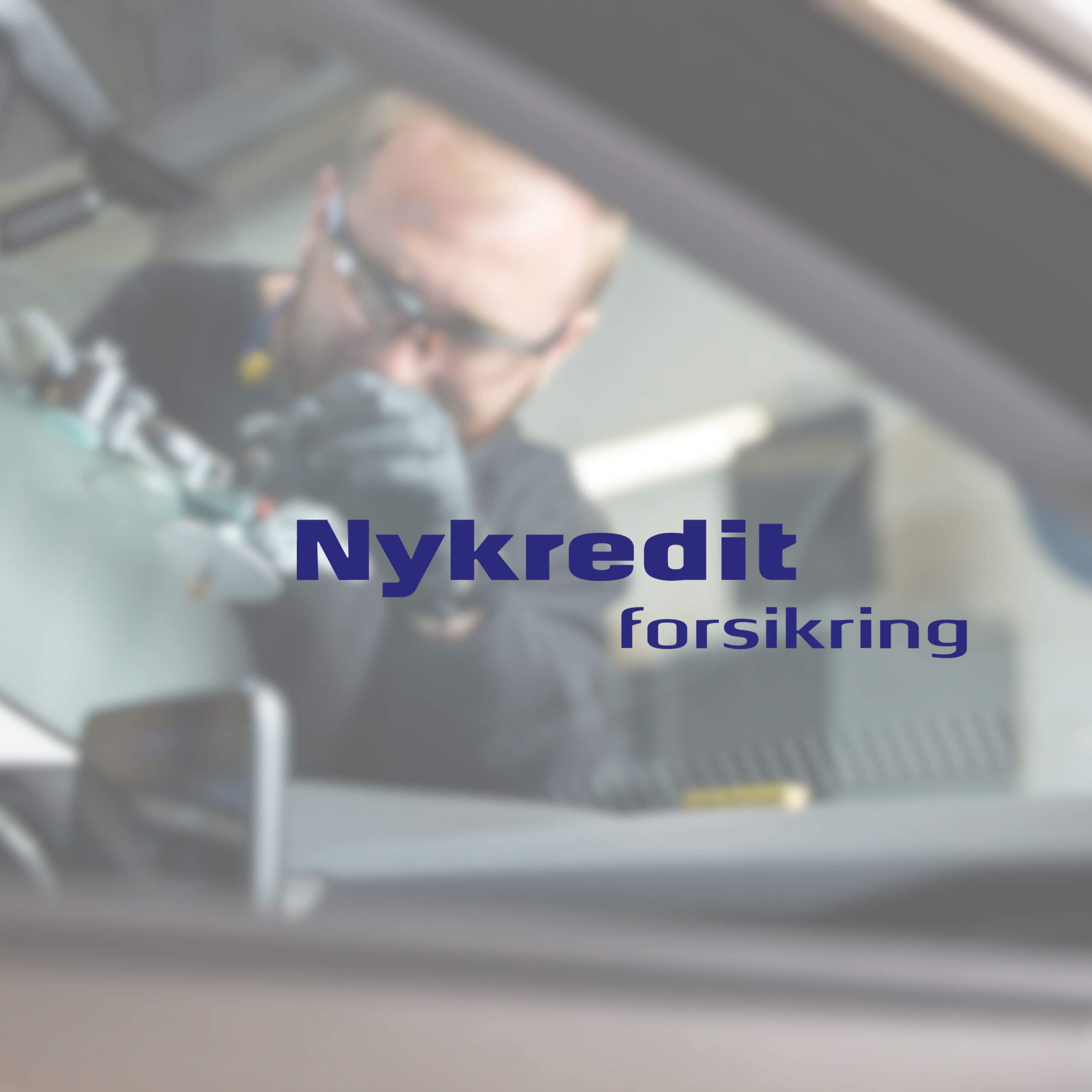 Nykredit Forsikring anbefaler Dansk Bilglas ved glasskade